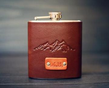 Custom Leather Flask, Mountains