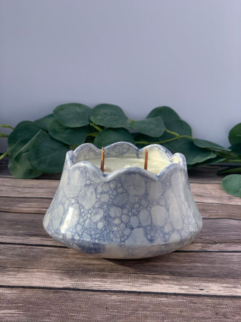 Scalloped 2-wick Round Candle