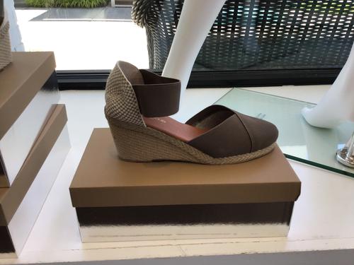 Anouka shoe in taupe by Andre assous