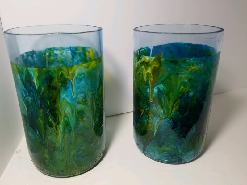 Set of two marbled glasses